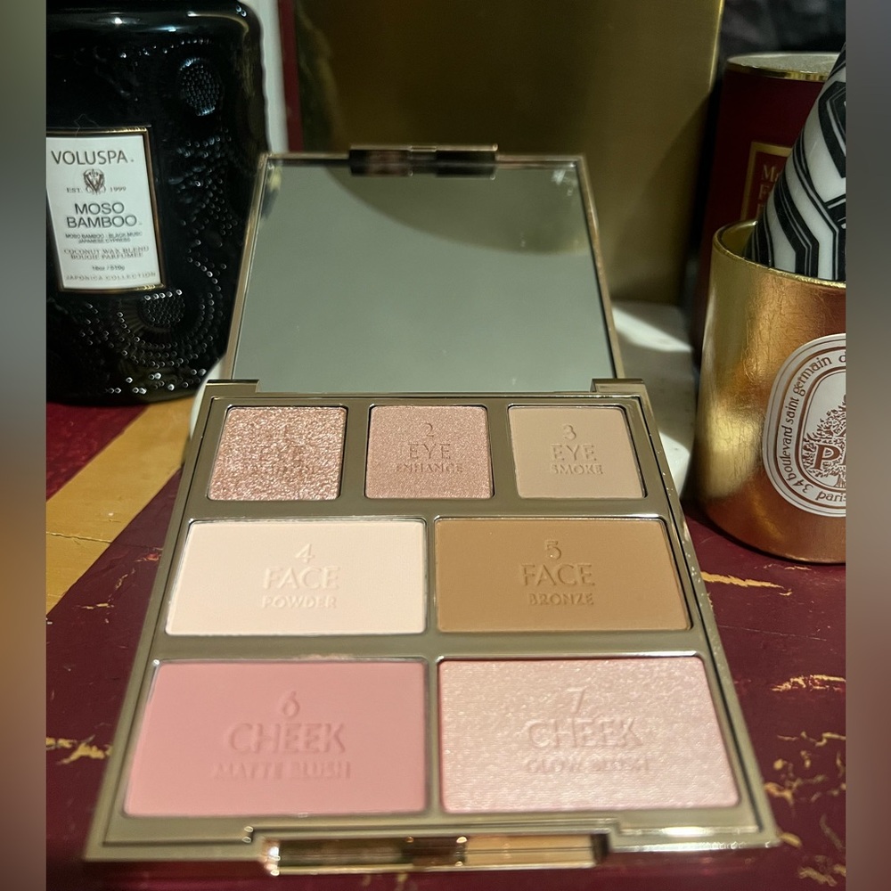 Charlotte Tilbury Hollywood Instant Look In A Palette - Picture 2 of 5